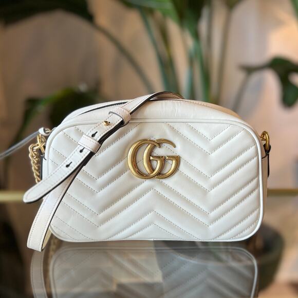GUCCI GG Marmont Small Camera Bag - Picture 1 of 16